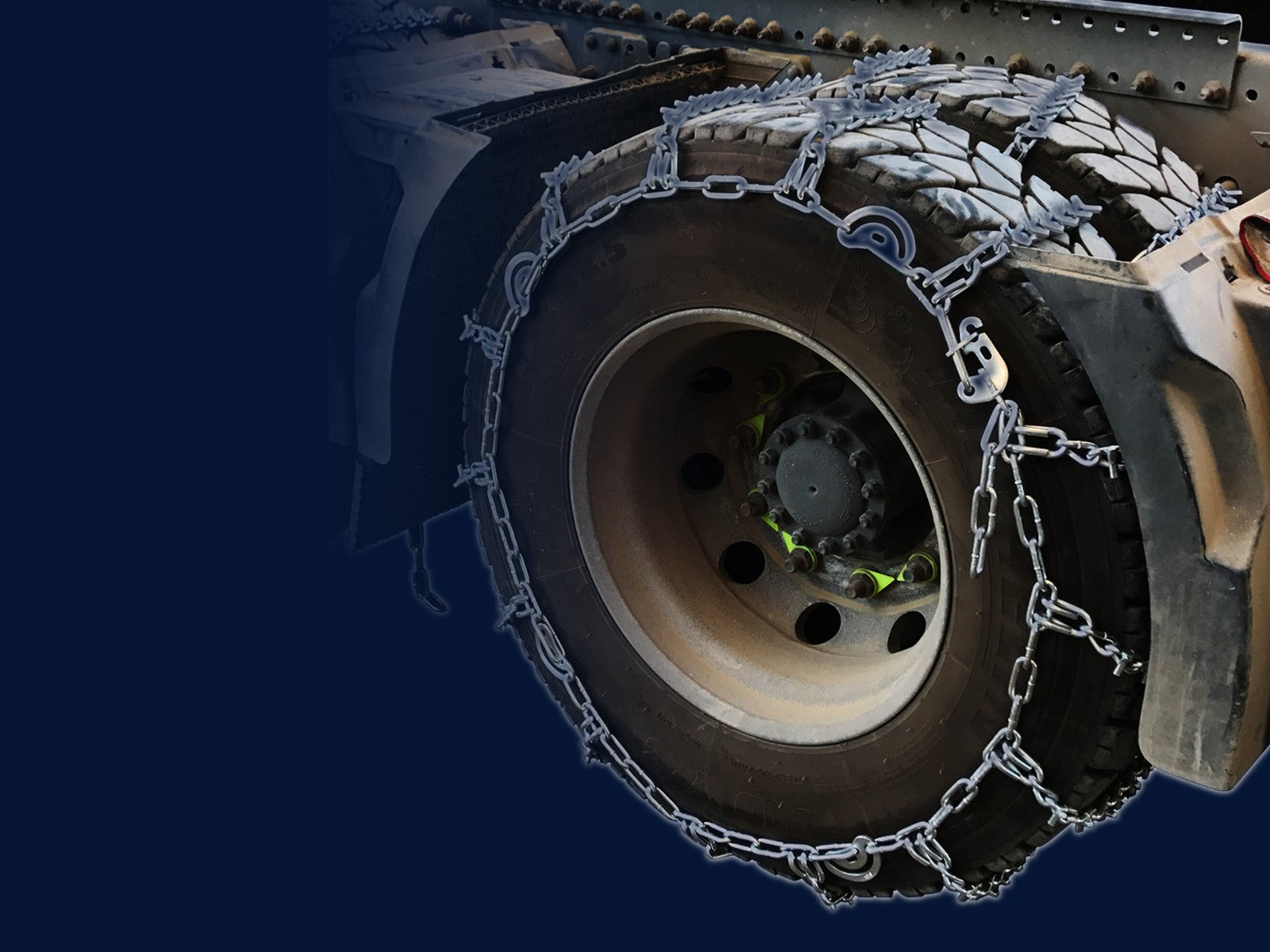 Cadenas dobles para camion SOCADIN en neumatico